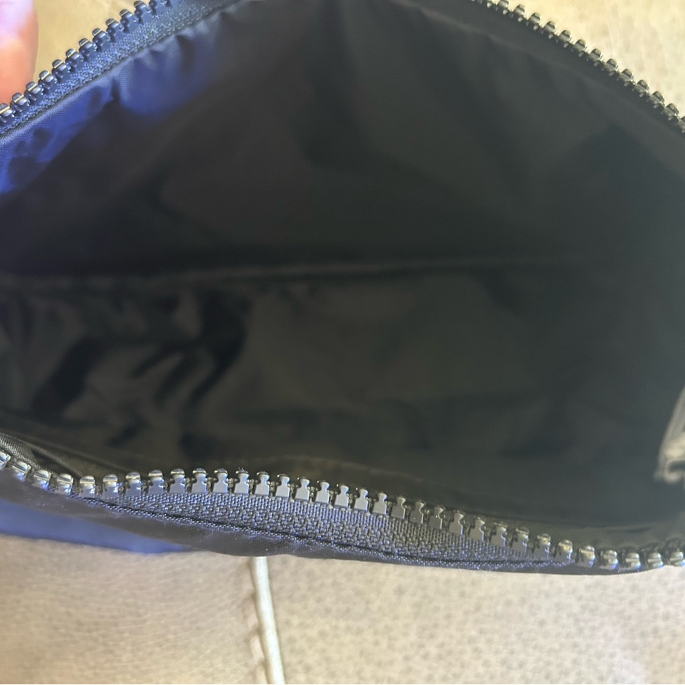 BAGGU Black and Orange Shoulder Bag - Picture 3 of 3